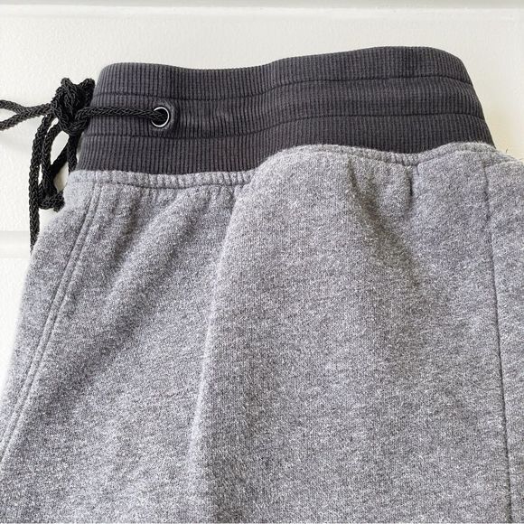 Under Armour Men's Fitted Baseline Fleece Tapered Pants Size Medium - Picture 4 of 11